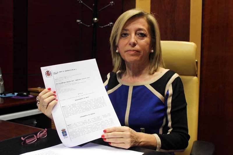 amparo-antu&ntilde;a-alcaldesa-nore&ntilde;a