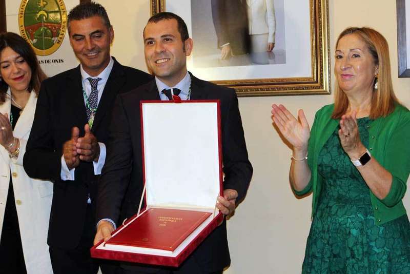 ana-pastor-cangas-onis