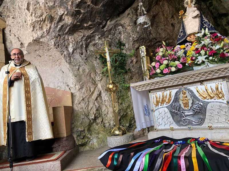 arzobispo-tunos-covadonga