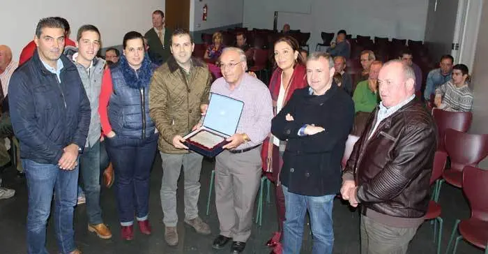 esmerillon-premio-gobierno-cangas-onis.jpg