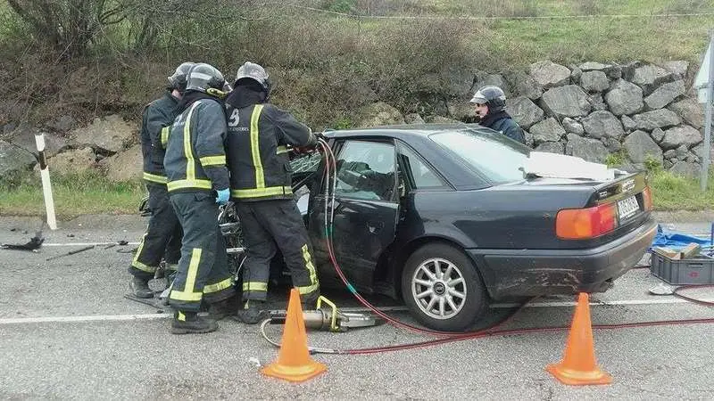 accidente-las-rozas-cangas-de-onis-2.jpg