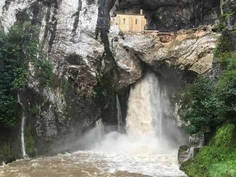 covadonga-chorron.jpg
