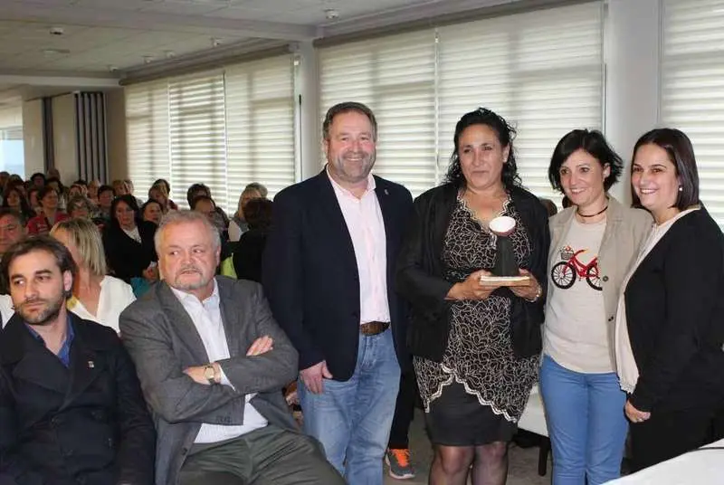 premio-ocho-de-marzo-colunga.jpg
