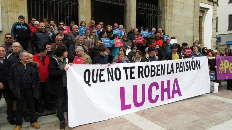 concentracion-pensiones-dignas-cangas.jpg