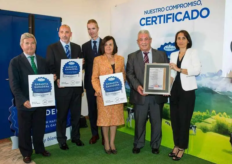 central-lechera-certificado-garantia.jpg