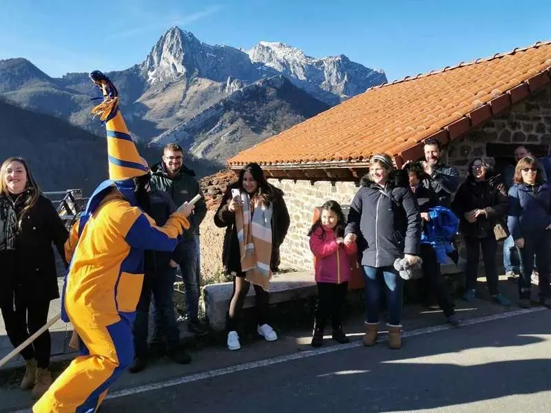 aguinaldo-guirria-ponga-2020-12