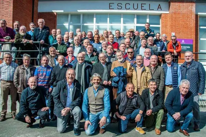 exalumnos-instituto-norena-01