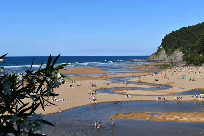 la-griega-colunga-02