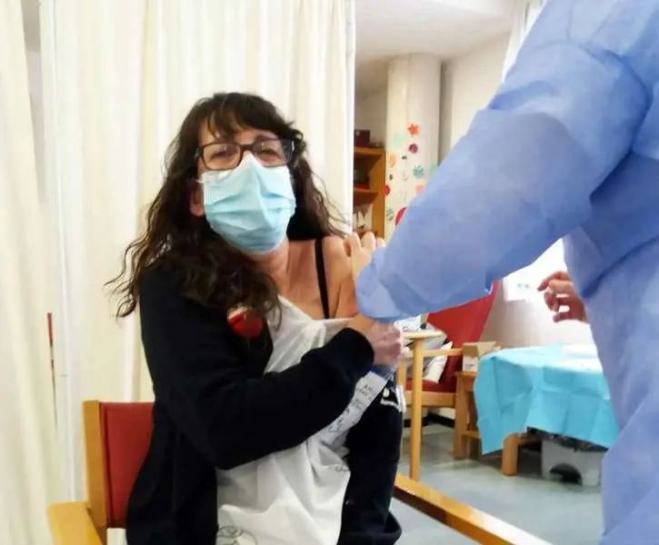 vacunas-covid-oriente-asturias-01