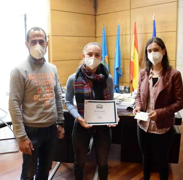 ines-premio-fin-grado-siero