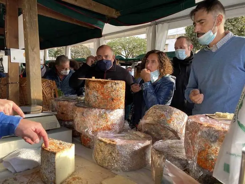 certamen-quesos-cangas-onis-03