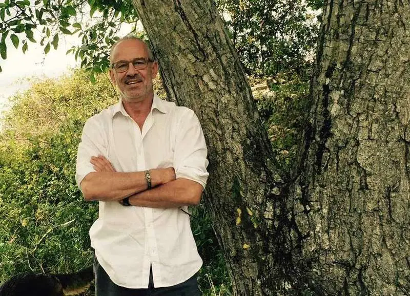 julio-alberto-pilonesa-01