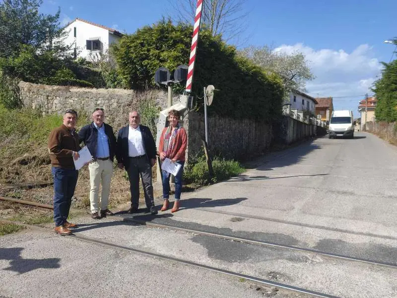 Por la izquierda, Juan Carlos Armas, Lucio Carriles, Javier Brea y Mari&aacute;n Garc&iacute;a