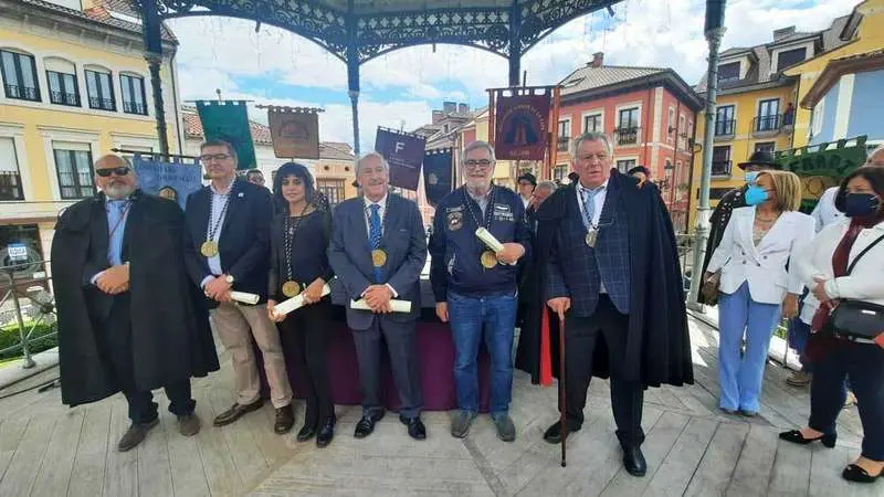 PHOTO-2022-04-24-16-02-39