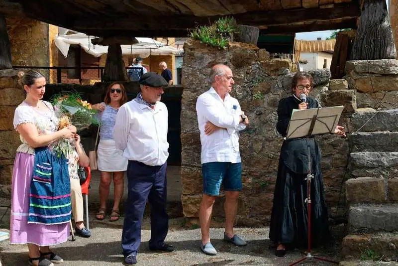 Casilda R&iacute;u, durante la lectura del preg&oacute;n