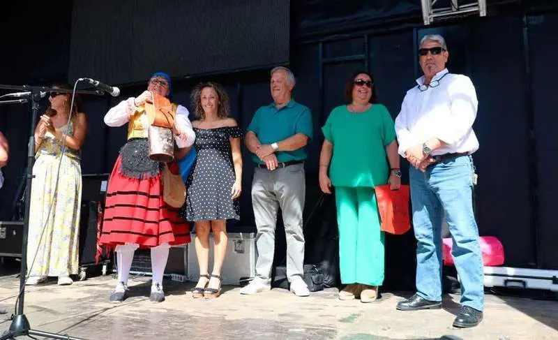 Hermanamiento-Molleo-1