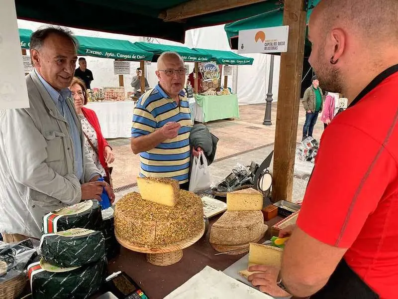 feria-quesos-cangas-01