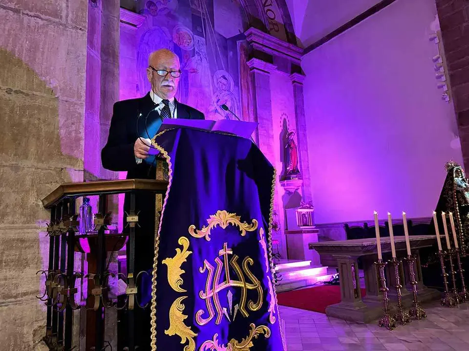 pregon-semana-santa-villaviciosa-04