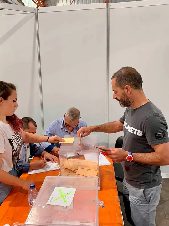 elecciones-cepi-votando-02