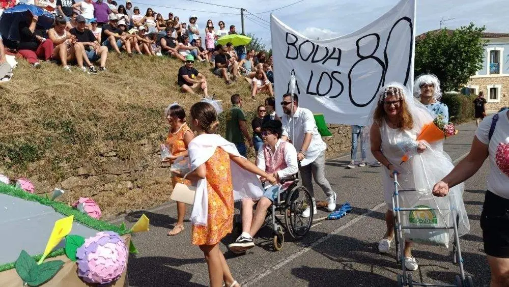 carrozas-valdesoto-ancianos-3