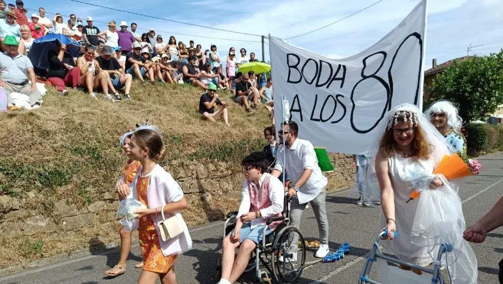 carrozas-valdesoto-ancianos