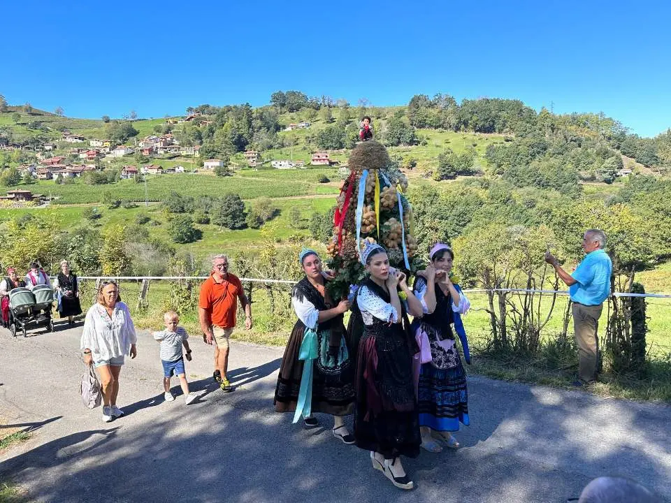 procesion-san-cosme-nieda-2