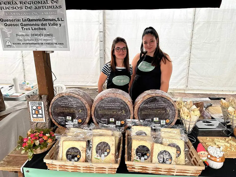 feria-regional-quesos-cangas-2023-07