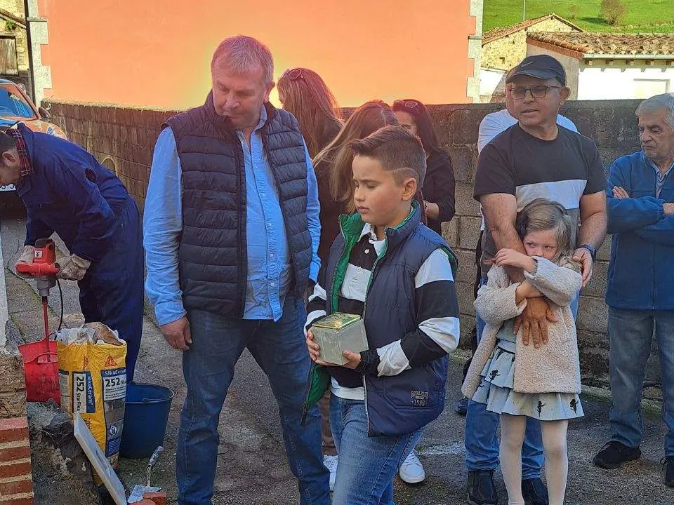 piedra-memoria-cabrales-4