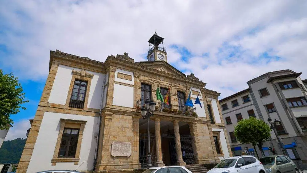 ayuntamiento-cangas-onis