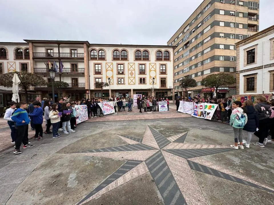 marcha-escolar-violencia-genero-cangas-onis (16)