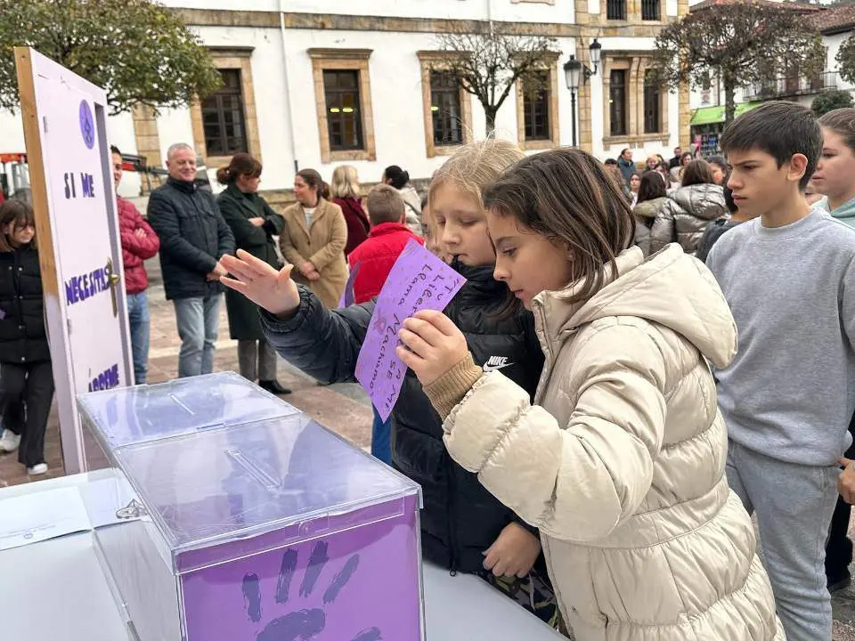 marcha-escolar-violencia-genero-cangas-onis (23)