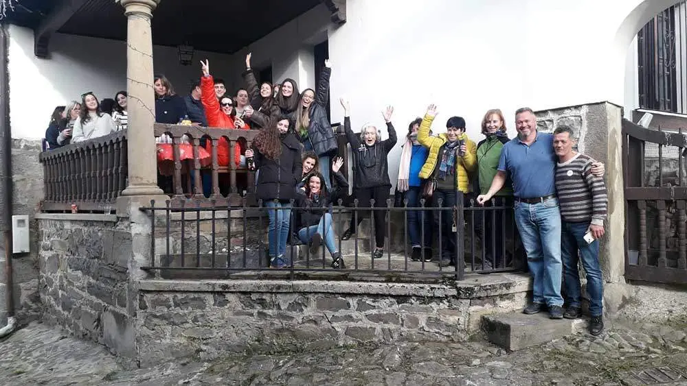 aguinaldo-ponga-2023-12