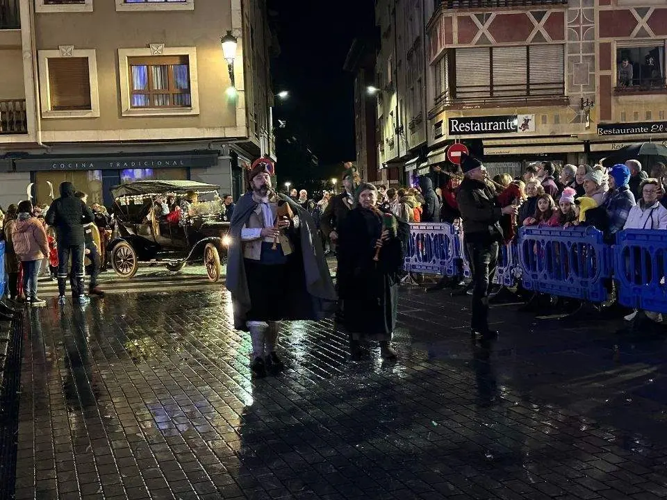 cabalgata-reyes-cangas-onis-16