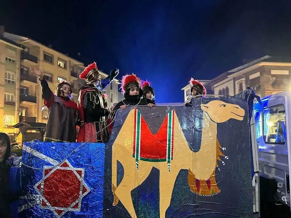 cabalgata-reyes-cangas-onis-19