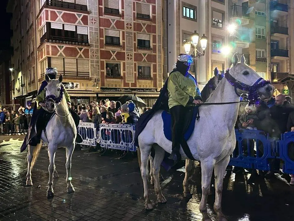 cabalgata-reyes-cangas-onis-20
