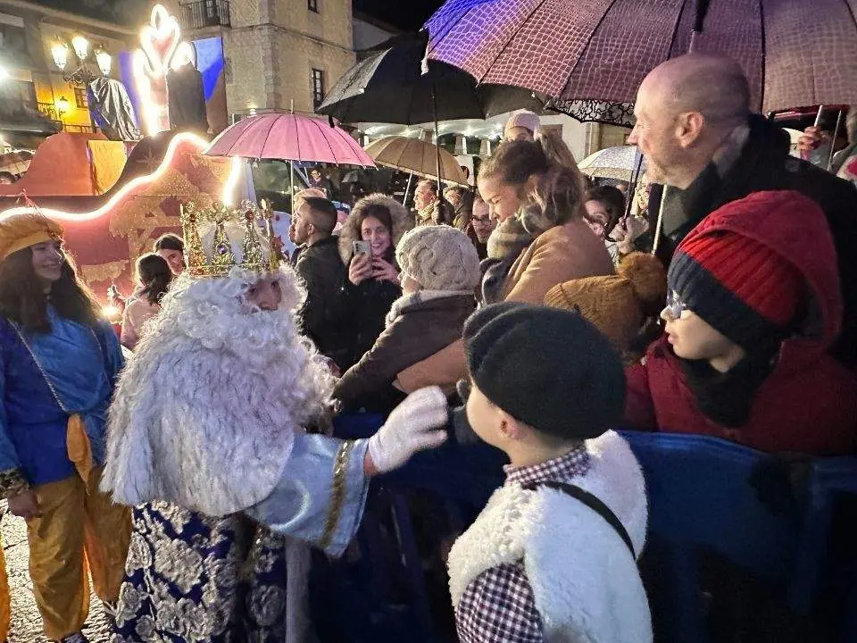 cabalgata-reyes-cangas-onis-25