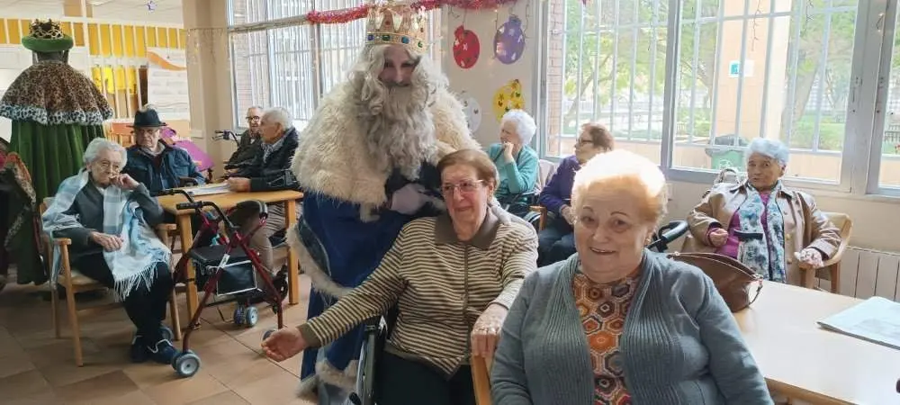 reyes-magos-residencias-mayores-llanes-5