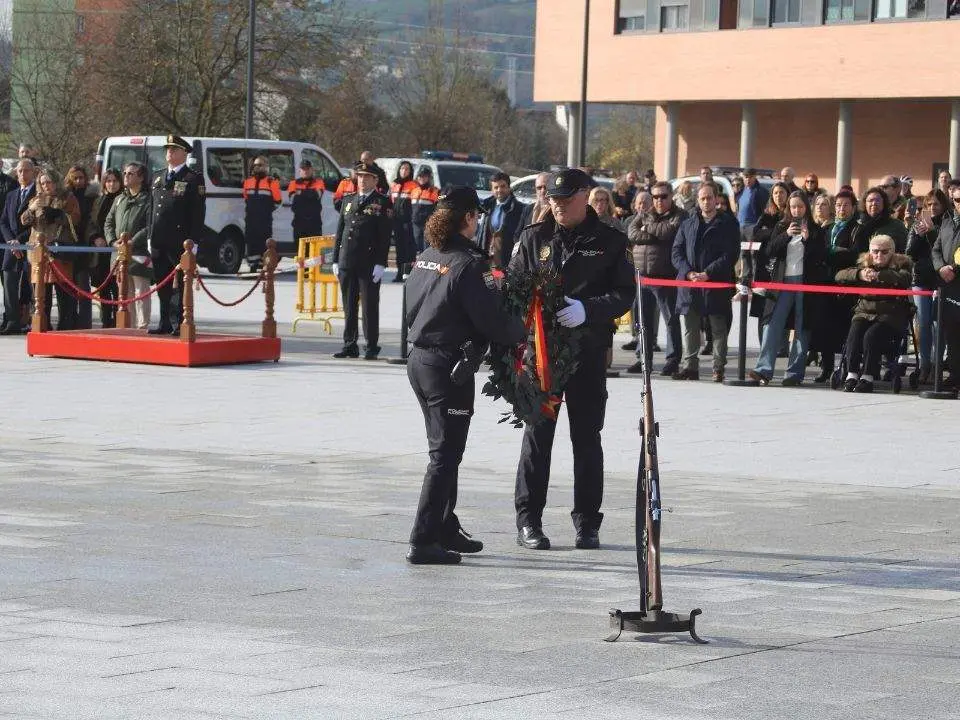 bicentenario-policia-lugones-40