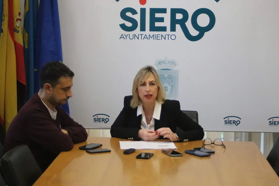 La concejala de Urbanismo,
Susana Madera y el concejal de Infraestructuras Urbanas, Javier Rodr&iacute;guez