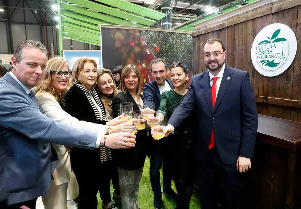 2024_01_26-presidente-fitur-8-(1)