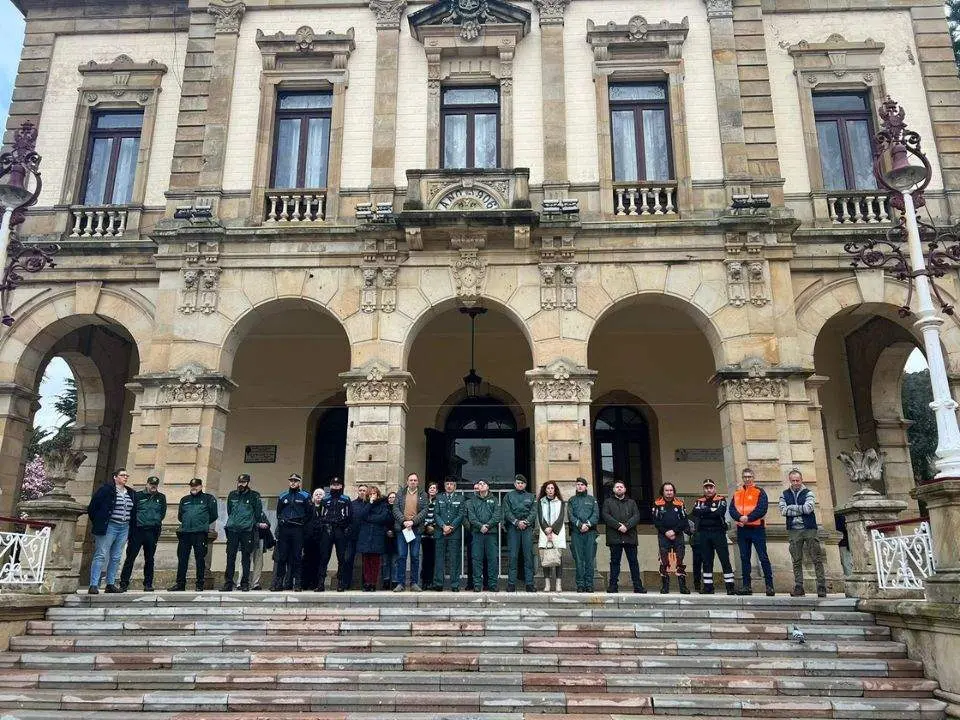 minuto-silencio-villaviciosa