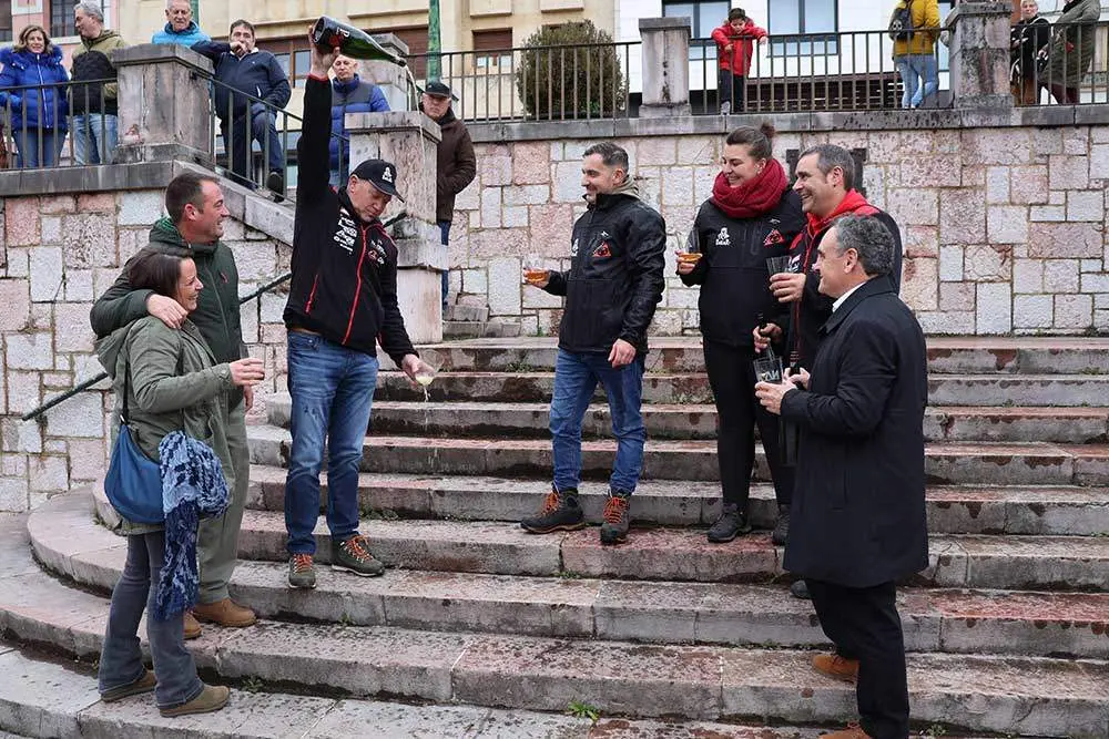 homenaje-parri-dakar-nava-07