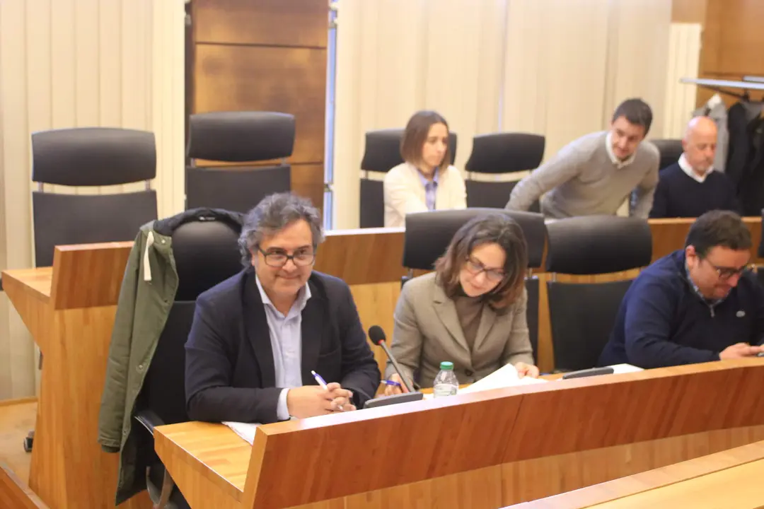 El portavoz popular, Jos&eacute; Luis Berros, poco antes del inicio del pleno extraordinario