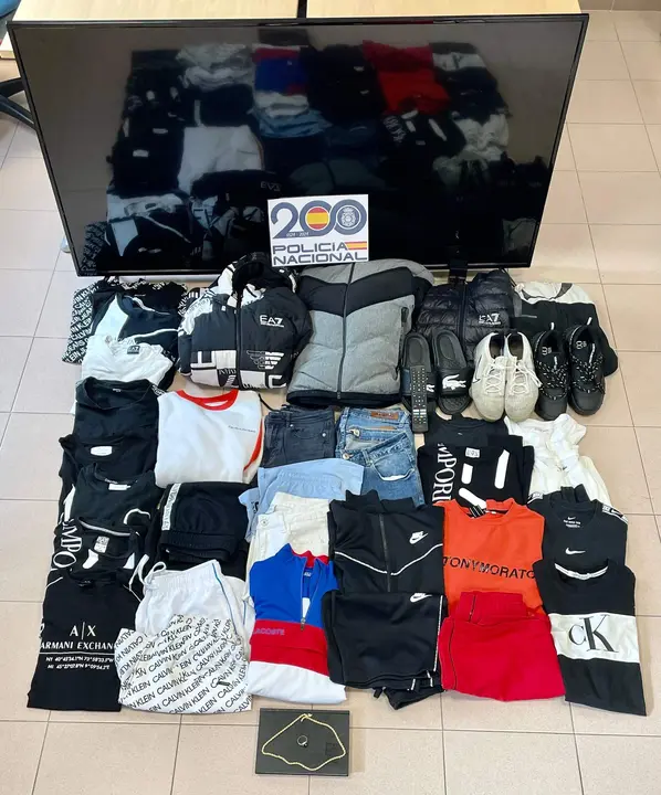 La Polic&iacute;a Nacional recuper&oacute; la pr&aacute;ctica totalidad de los efectos sustra&iacute;dos.