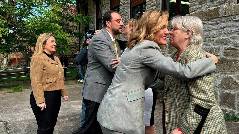 pilar-alegria-ponga-07