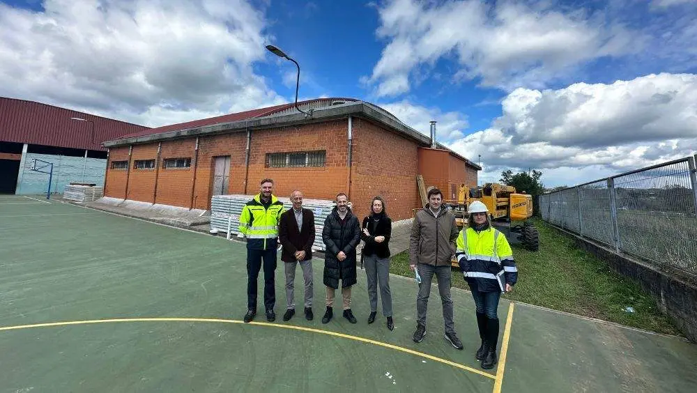 obras-renovacion-laterales-polideportivo-eria-lugones