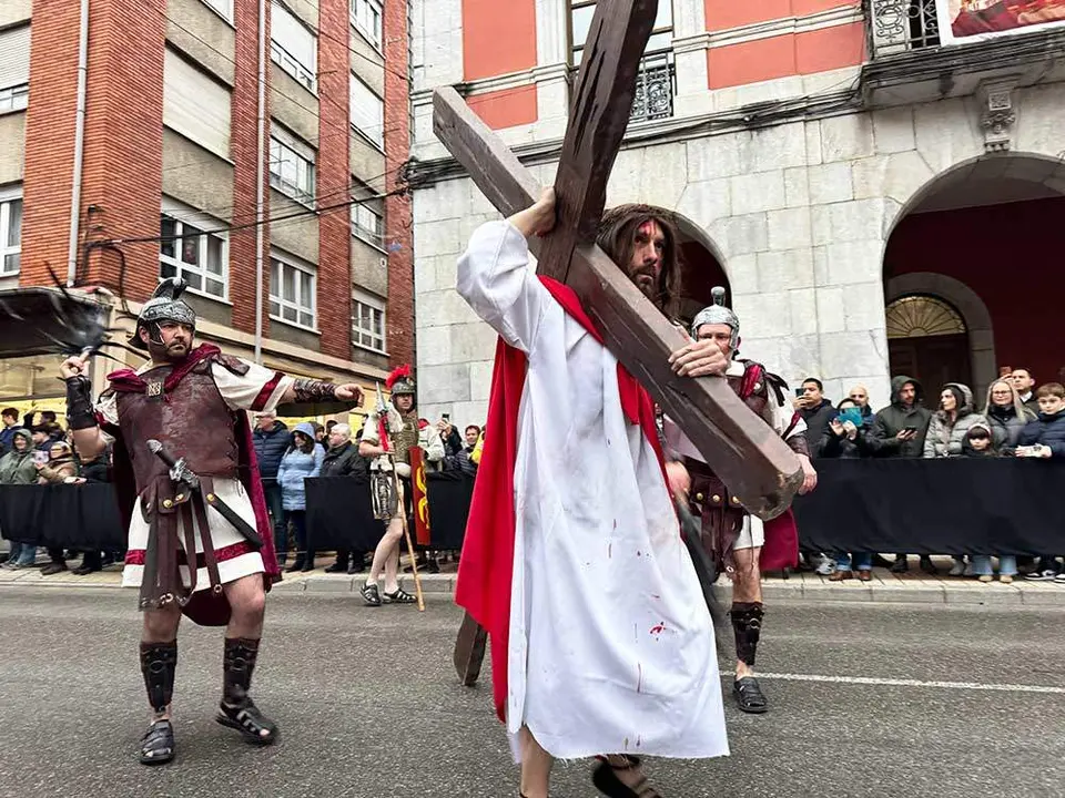 via-crucis-viviente-infiesto-2024-39