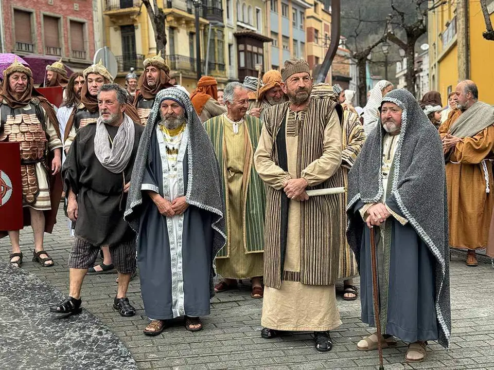 via-crucis-viviente-infiesto-2024-26