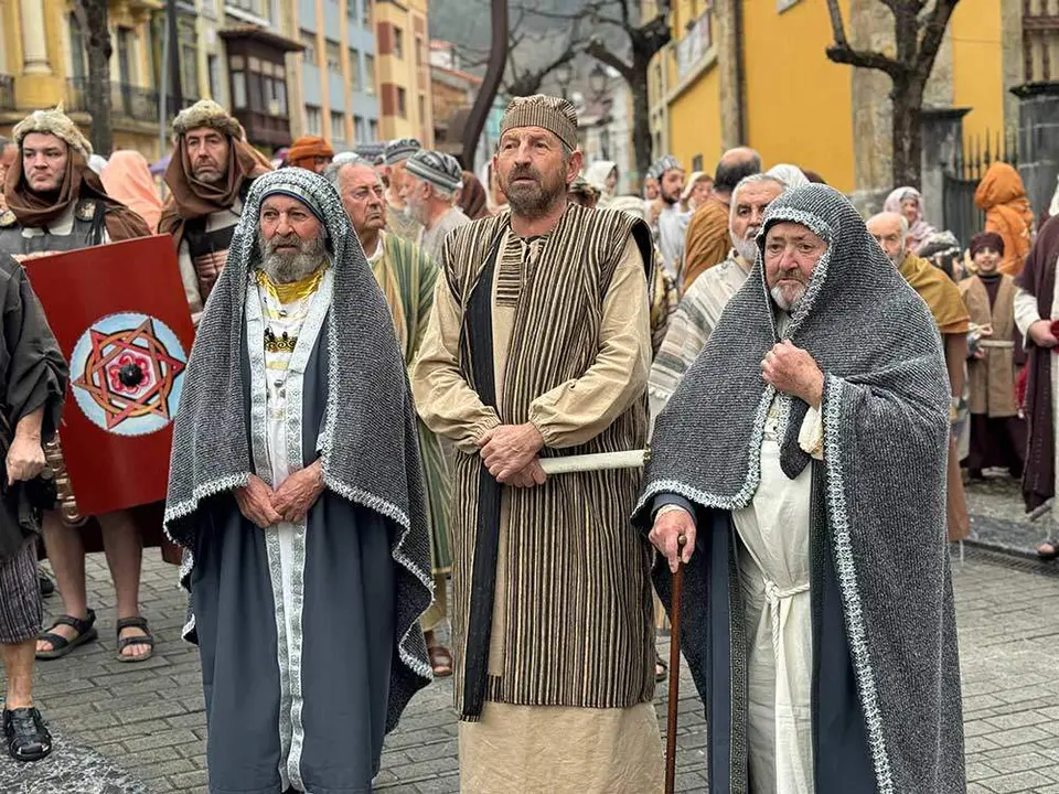 via-crucis-viviente-infiesto-2024-27