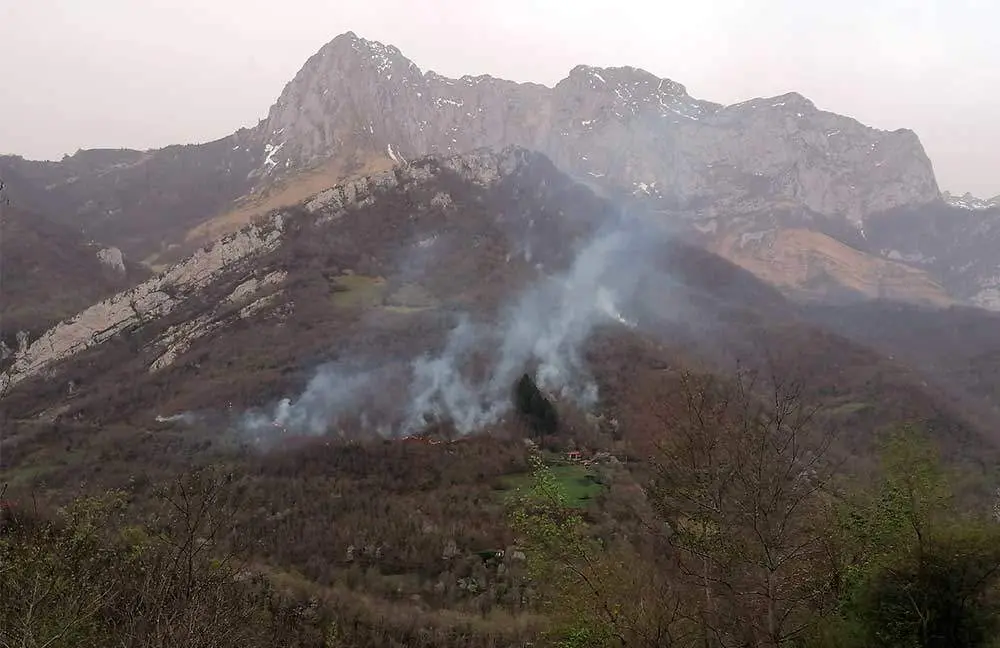 incendio-ponga-abril-2024-03